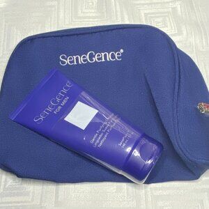 Mens Gentle Purifying Cleanser with BONUS toiletry bag!